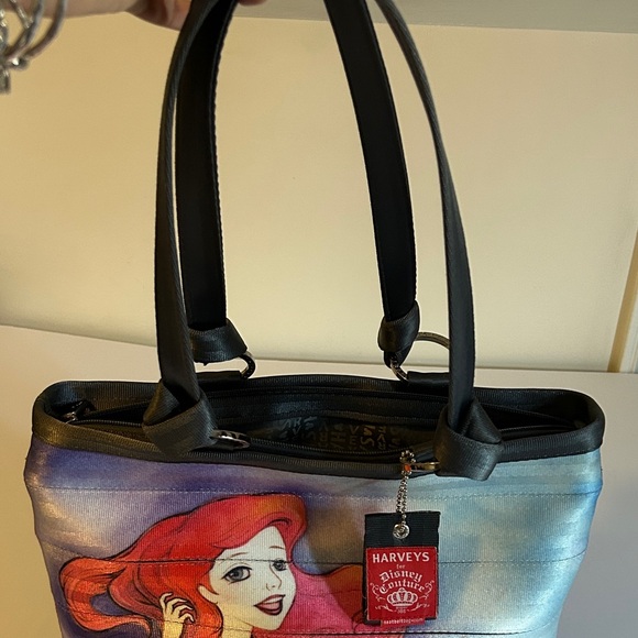 Harveys Seatbelt bag Little Mermaid Good v. Evil series larger size tote - Picture 4 of 16